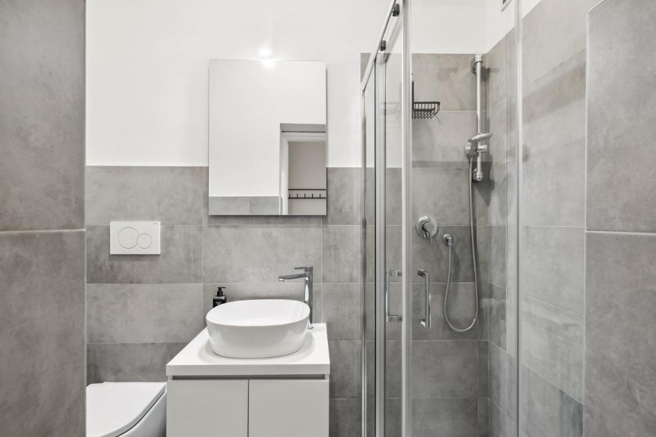 Limehome Rome Via Dei Reti Bagian luar foto